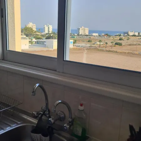 Sea And Salt View *